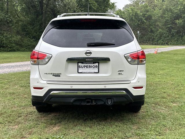 2016 Nissan Pathfinder SL