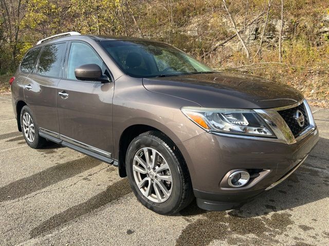 2016 Nissan Pathfinder SL