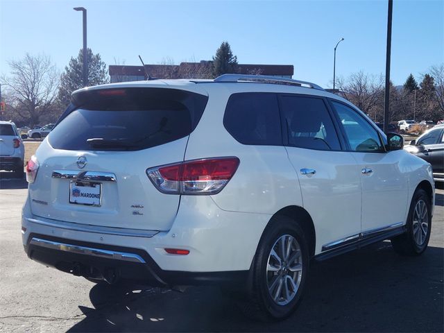 2016 Nissan Pathfinder SL