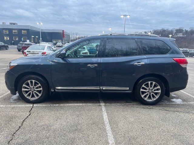 2016 Nissan Pathfinder SL