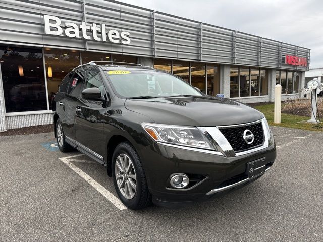 2016 Nissan Pathfinder SL