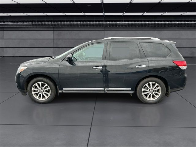 2016 Nissan Pathfinder SL