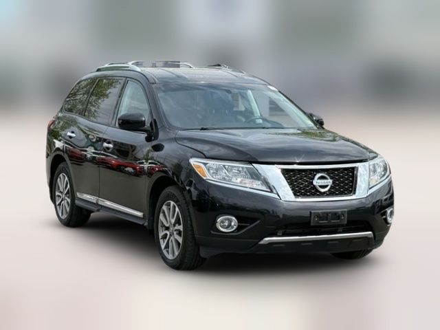 2016 Nissan Pathfinder SL