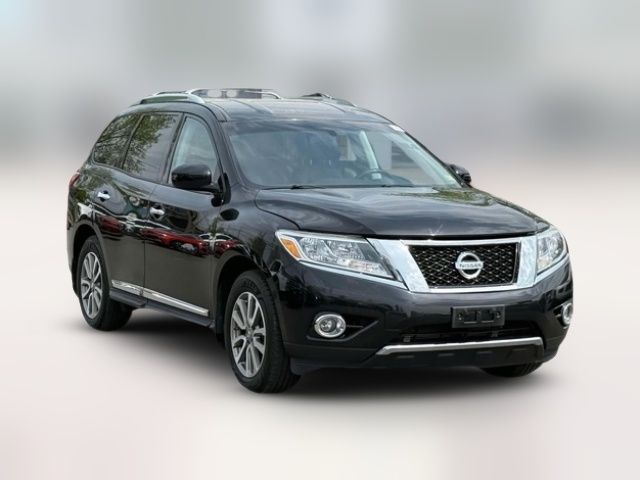 2016 Nissan Pathfinder SL