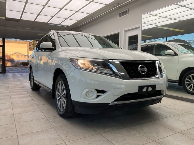 2016 Nissan Pathfinder S