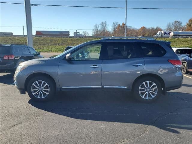 2016 Nissan Pathfinder SL