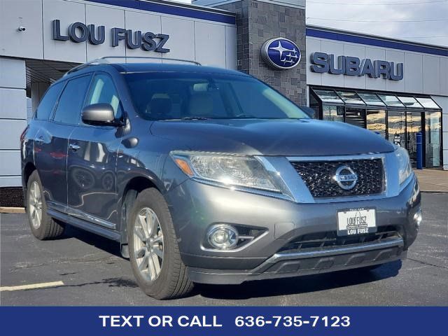 2016 Nissan Pathfinder SL