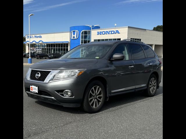 2016 Nissan Pathfinder SL