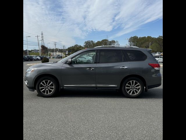 2016 Nissan Pathfinder SL