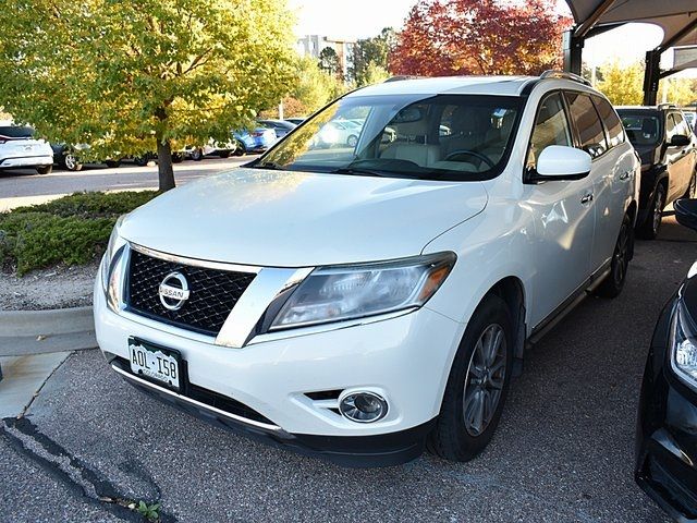 2016 Nissan Pathfinder SL