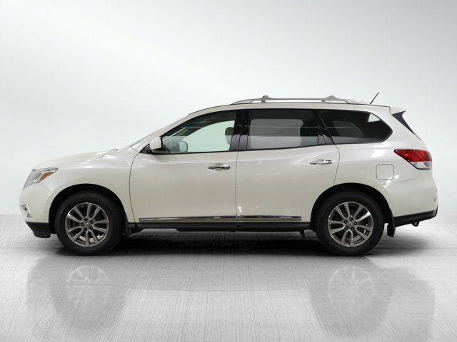 2016 Nissan Pathfinder SL