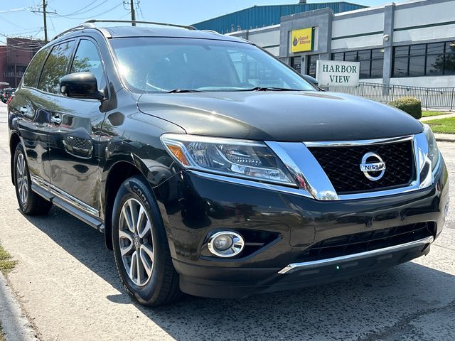 2016 Nissan Pathfinder SL