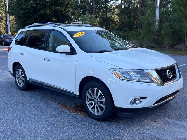 2016 Nissan Pathfinder SL