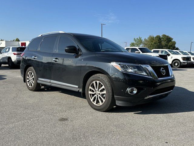 2016 Nissan Pathfinder SL