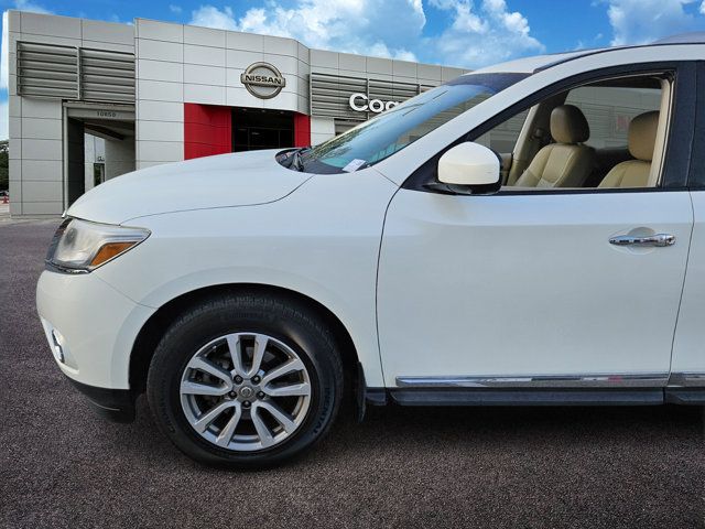 2016 Nissan Pathfinder SL