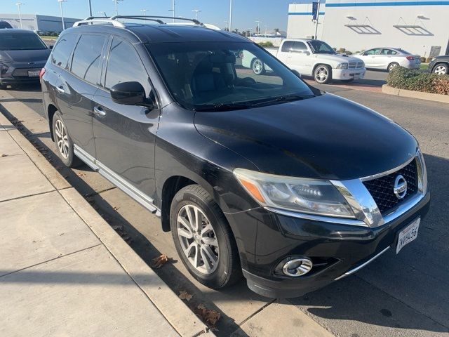 2016 Nissan Pathfinder SL