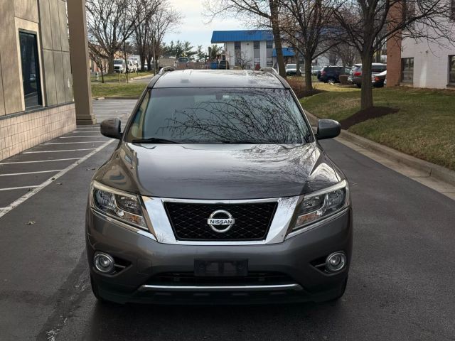 2016 Nissan Pathfinder SV