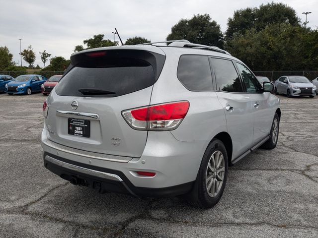 2016 Nissan Pathfinder SV