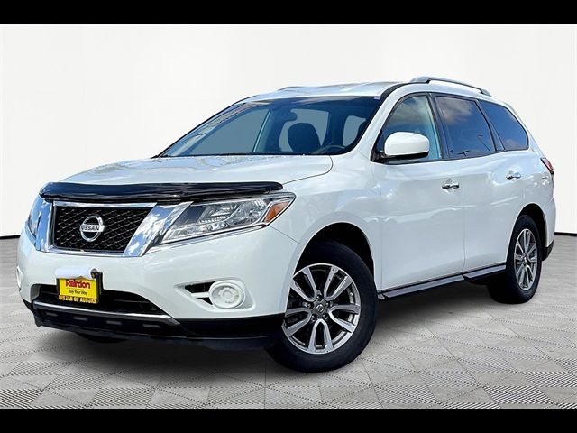 2016 Nissan Pathfinder SV