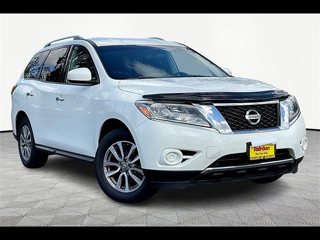 2016 Nissan Pathfinder SV