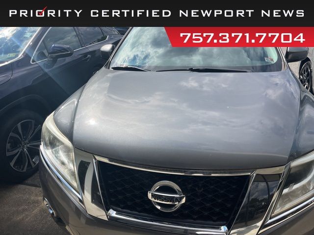 2016 Nissan Pathfinder SV