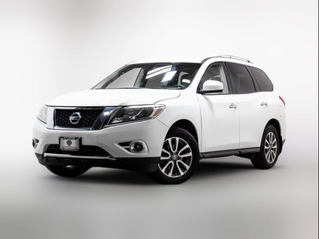 2016 Nissan Pathfinder SV