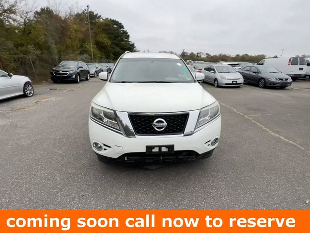 2016 Nissan Pathfinder SV