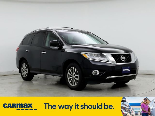 2016 Nissan Pathfinder SV