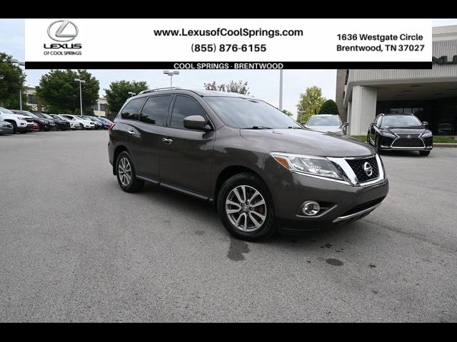 2016 Nissan Pathfinder SV