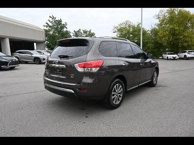 2016 Nissan Pathfinder SV