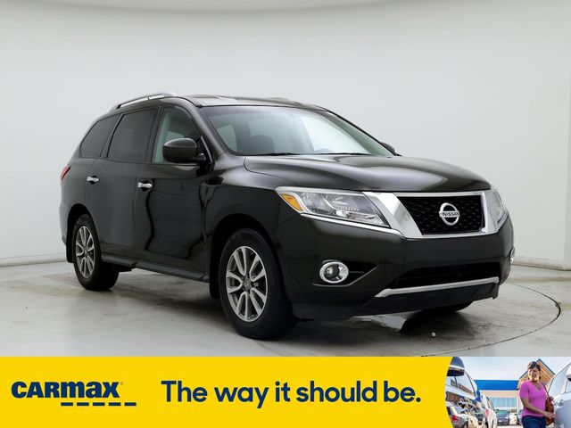 2016 Nissan Pathfinder SV