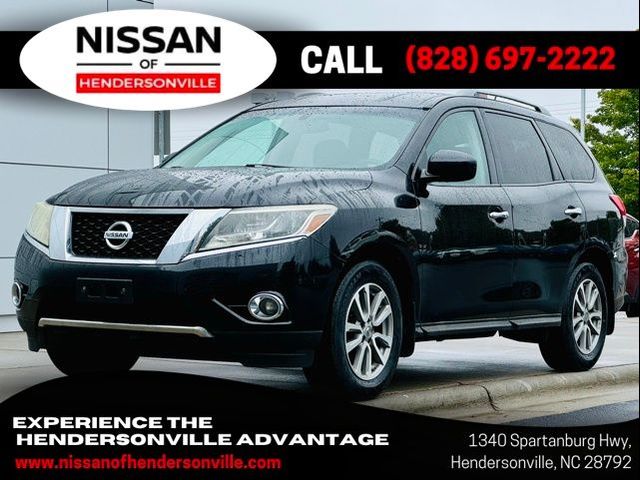 2016 Nissan Pathfinder SV