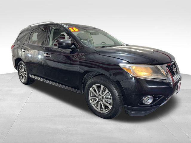 2016 Nissan Pathfinder SV