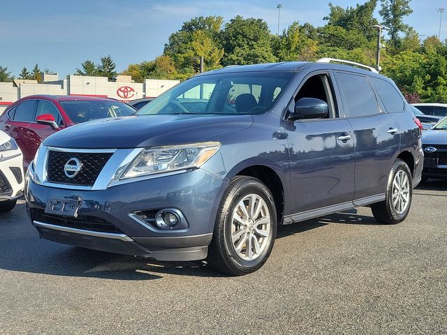 2016 Nissan Pathfinder SV