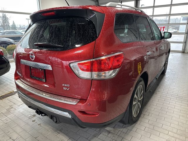 2016 Nissan Pathfinder SV