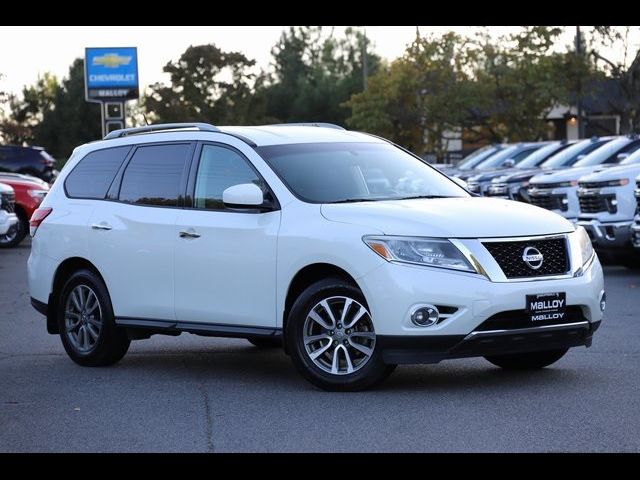 2016 Nissan Pathfinder SV