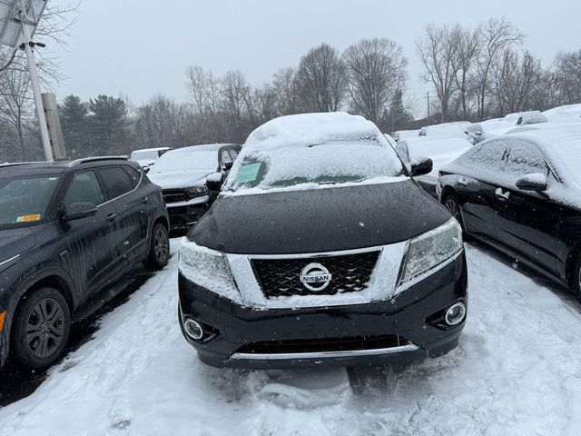 2016 Nissan Pathfinder SV