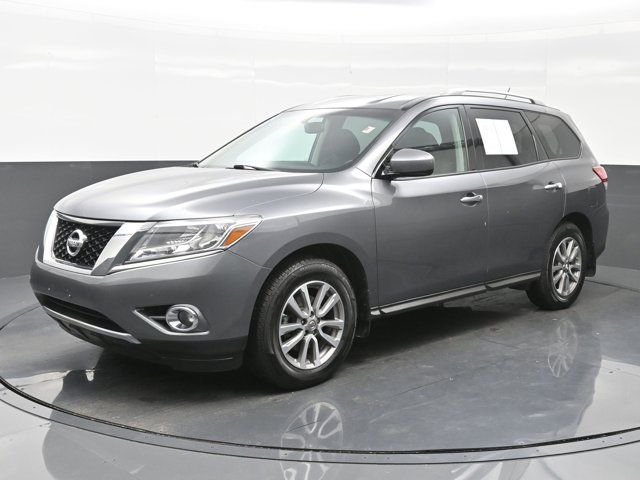 2016 Nissan Pathfinder SV