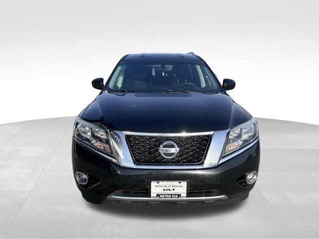 2016 Nissan Pathfinder SV