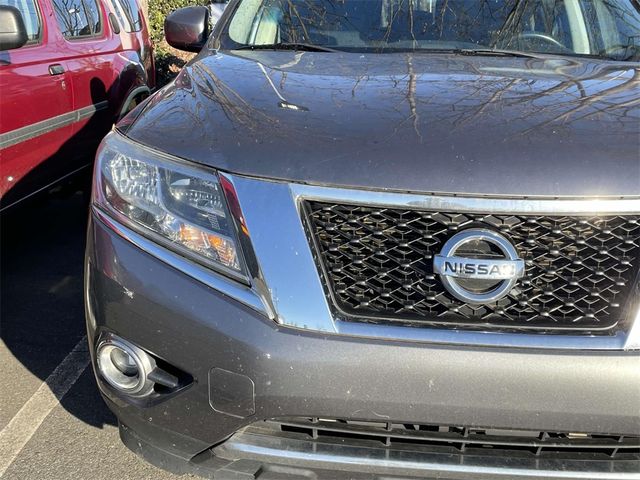 2016 Nissan Pathfinder SV