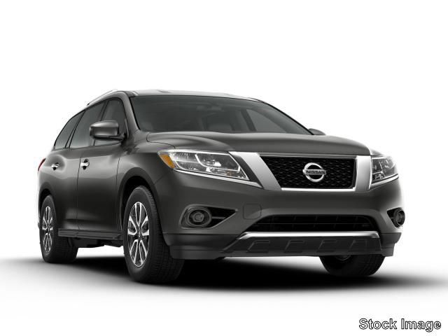 2016 Nissan Pathfinder SV