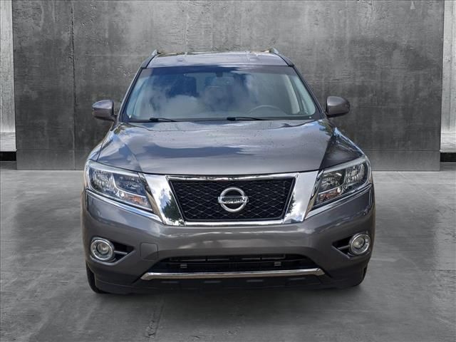 2016 Nissan Pathfinder SV