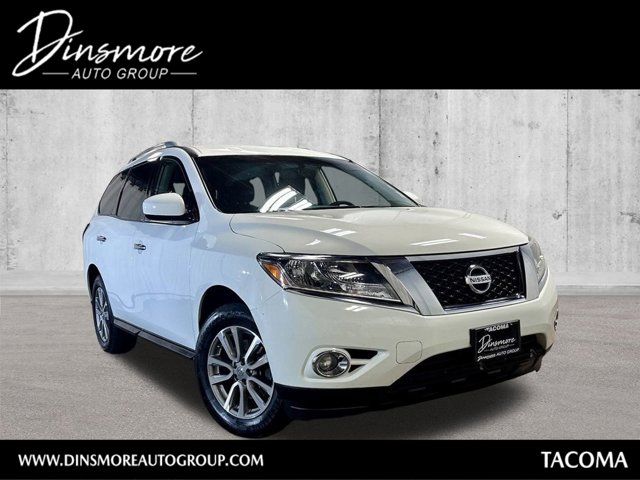 2016 Nissan Pathfinder SV