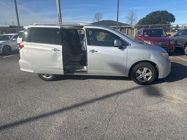 2016 Nissan Quest Platinum