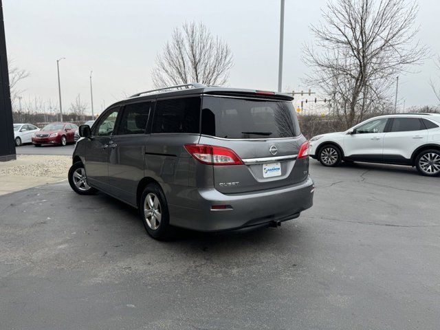 2016 Nissan Quest SV