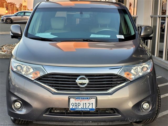 2016 Nissan Quest Platinum