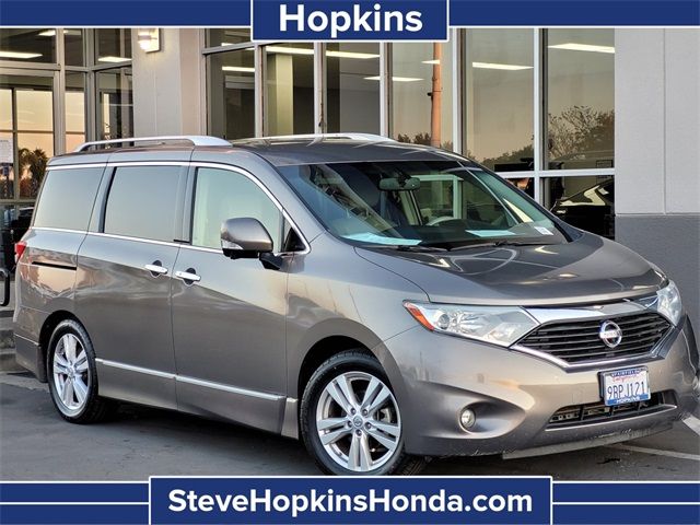 2016 Nissan Quest Platinum