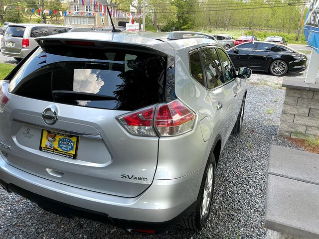 2016 Nissan Rogue SV