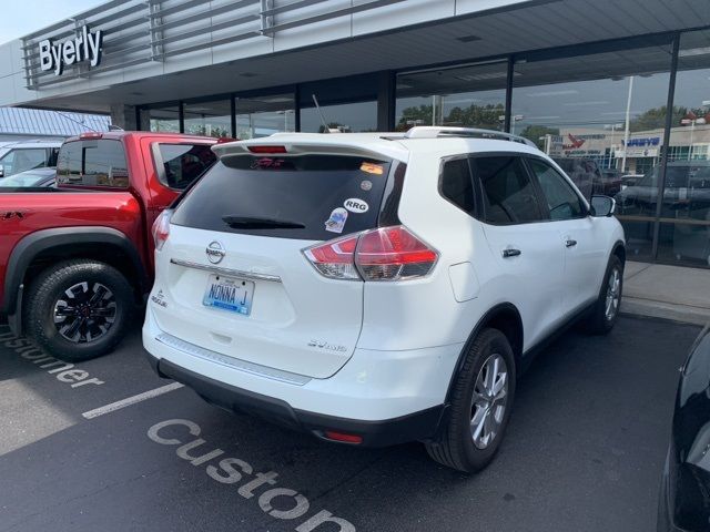 2016 Nissan Rogue SV