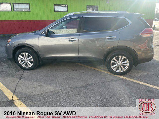 2016 Nissan Rogue SV